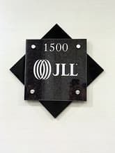 JLL